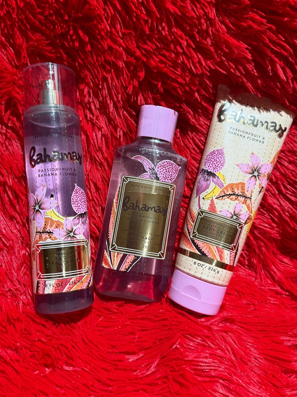 Bath & Body Works Bahamas Passionfruit & Banana Flower Bath & Body Set - Pink